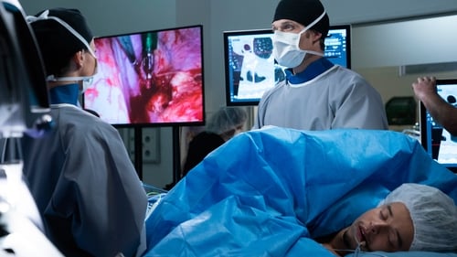 movies/2024-08-24/greys-anatomy-2GxnhHKoxEjyARVflEzzoPg0t8J.jpg