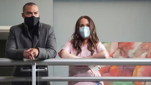 movies/2024-08-24/greys-anatomy-pzfuGSXfXTTDICTxLVgvhpwhByg.jpg