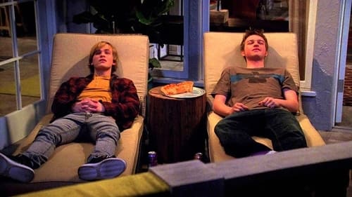 movies/2024-09-03/two-and-a-half-men-6jlMcWKugR0PinOU4f98MYFrewz.jpg