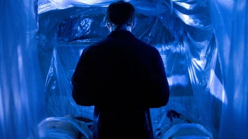 movies/2024-09-04/dexter-spnL55cnlpAhJy6mgnyWe6QvT2z.jpg