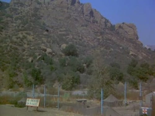 movies/2024-09-05/mash-haHKmkzdGRR1XJBzQ5xIsuZFoTS.jpg