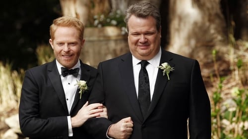 movies/2024-09-05/modern-family-8najwNn2OE9LzgDmRPklOsDYpeC.jpg