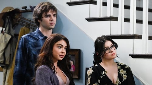 movies/2024-09-05/modern-family-fVoFAAR8rNcb7qA2zUh9TcFfWmY.jpg