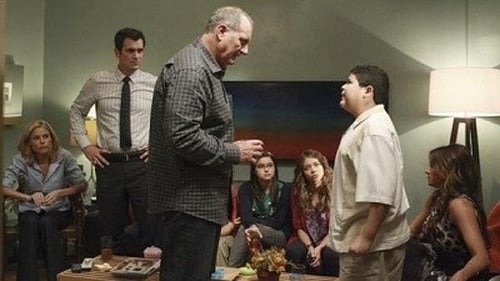 movies/2024-09-05/modern-family-hbA2enmj4cZqqBGokk97gO7N9nV.jpg