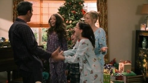 movies/2024-09-05/modern-family-uXZnaYBEh2yP4eedafSU2IiYYZY.jpg