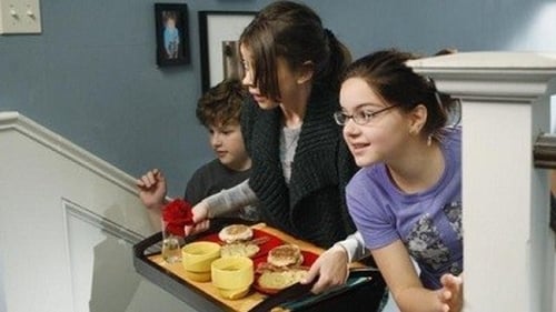 movies/2024-09-05/modern-family-x6OS3V4cAS7dqowMKfFWndc78ES.jpg