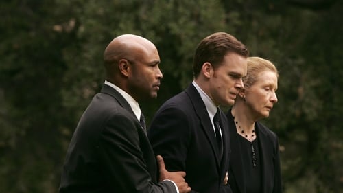 movies/2024-09-06/six-feet-under-2fmdDOkEBLvHDFPpdYId6G0P6Rb.jpg