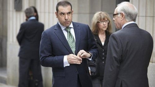 movies/2024-09-10/suits-8pM00UUo32qqy2VJS1cX1MxoG2u.jpg