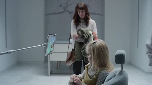 movies/2024-09-16/black-mirror-3uXHGkHO5B9icYTxyVRDXoxDldR.jpg