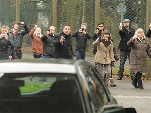 movies/2024-09-16/black-mirror-rCcXuJu5zc7g6pLHwRr4IeDHZr9.jpg