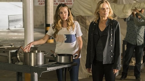 movies/2024-09-27/fear-the-walking-dead-mVbScUfs9KZkaGkAgrLXk4Wz8SG.jpg