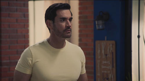 movies/2025-03-05/amar-donde-el-amor-teje-sus-redes-b8bLmPq4Z67UTaJamxgGsekhCKd.jpg