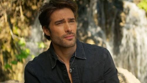 movies/2025-03-05/me-atrevo-a-amarte-je8E6G2A85lwrk3NDnyvHXFgQi2.jpg