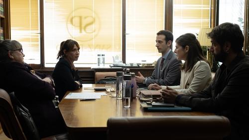movies/2025-03-05/shared-custody-gueBxUqTBTv7A4IqOdRpc4Jxxg.jpg
