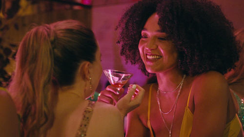 movies/2025-03-11/apple-cider-vinegar-o50rT1P8AJGj9q3DwUymXLRWHcs.jpg