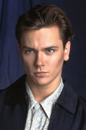 persons/2024-08-19/river-phoenix-m6fAk9U6ws76aWCBanu2cj2Lgh0.jpg