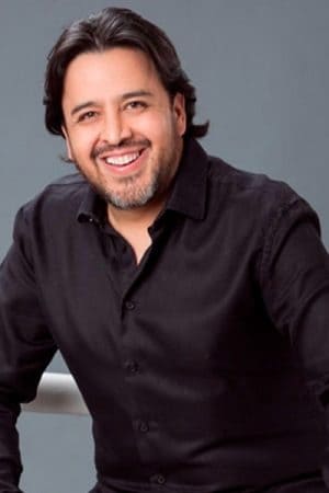 persons/2024-09-13/toto-vega-uUa0FFfAeJ5SfsLTPn72wWUk1dl.jpg